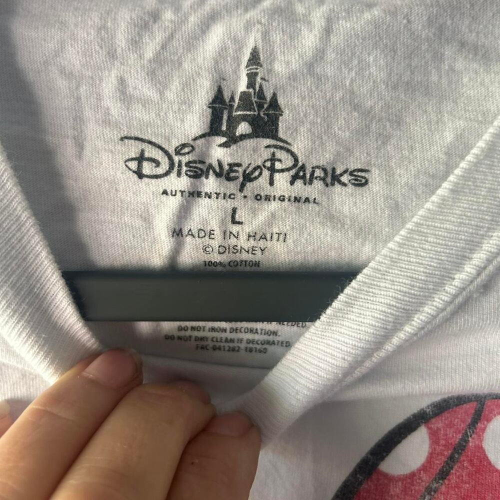 Disney Minnie Mouse cropped shirt Large Women's Disney Parks Shirt - Picture 3 of 4